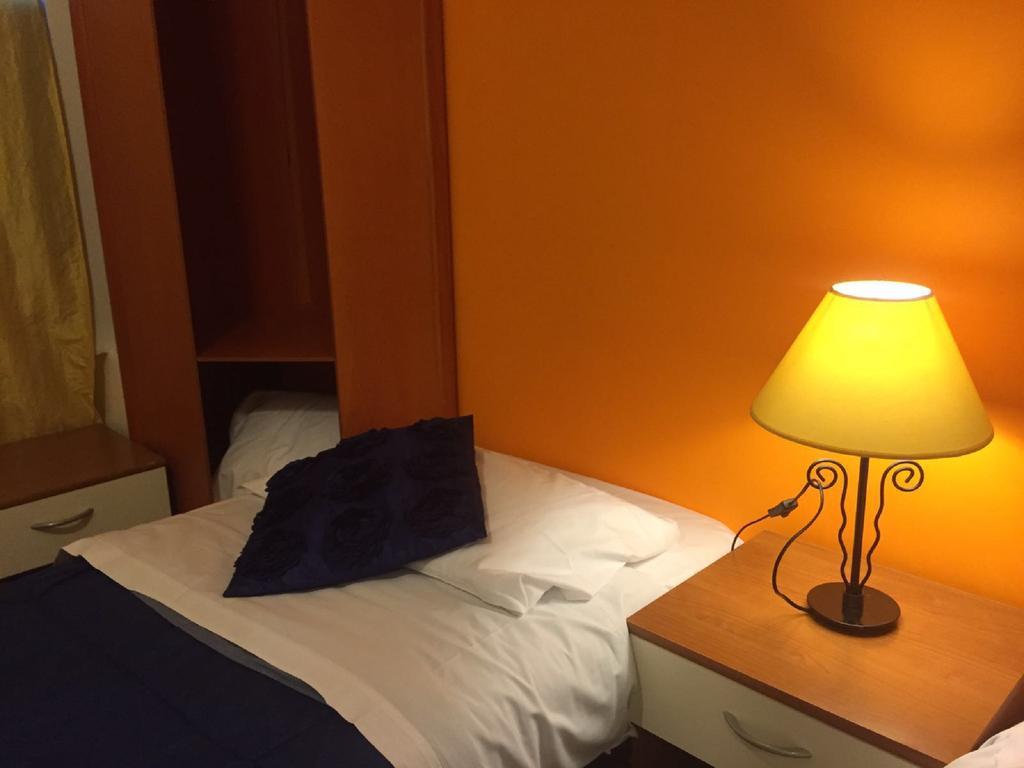 Moon House B&B Cagliari Dış mekan fotoğraf