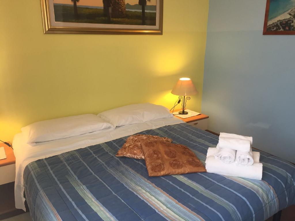 Moon House B&B Cagliari Dış mekan fotoğraf